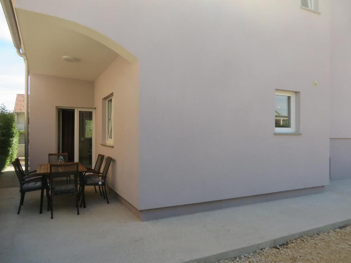 M&L Holliday Home บีโอกราดนาโมรู ภายนอก รูปภาพ