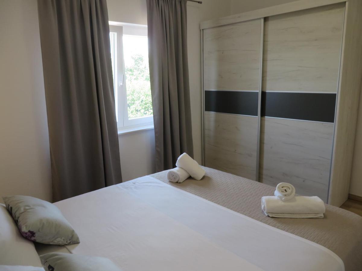 M&L Holliday Home บีโอกราดนาโมรู ภายนอก รูปภาพ