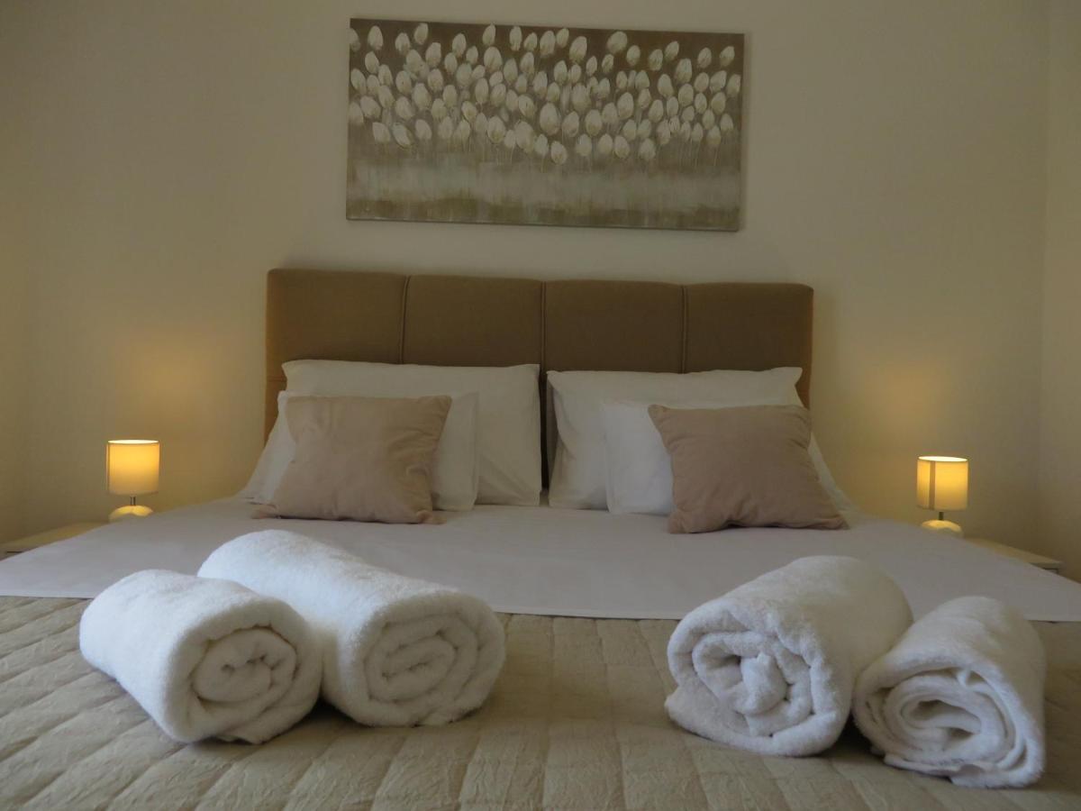 M&L Holliday Home บีโอกราดนาโมรู ภายนอก รูปภาพ